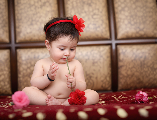 🤍 The Importance of Touch: How Gentle Care Helps Babies Feel Safe